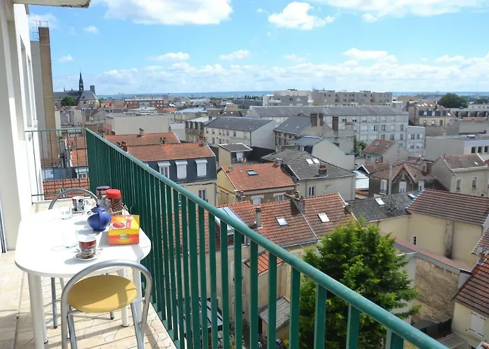 Appart Refait A Neuf Proche Gare Et Centre Ville